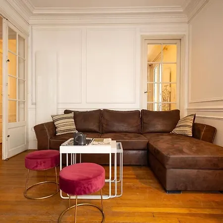 Le Bel Confort Glam Chic * Montrouge